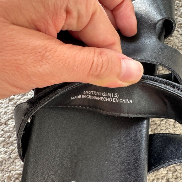 Steve Madden sandals - Picture 4 of 5